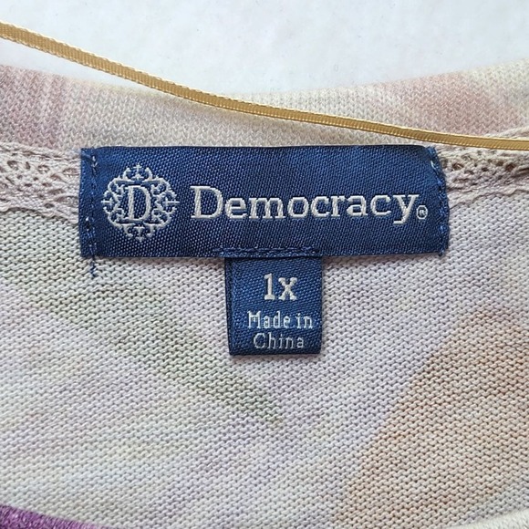 Democracy Top Womens 1X Tropical Palm Leaf 3/4 Sleeve Knit Twist Front Plus Size - Picture 3 of 10